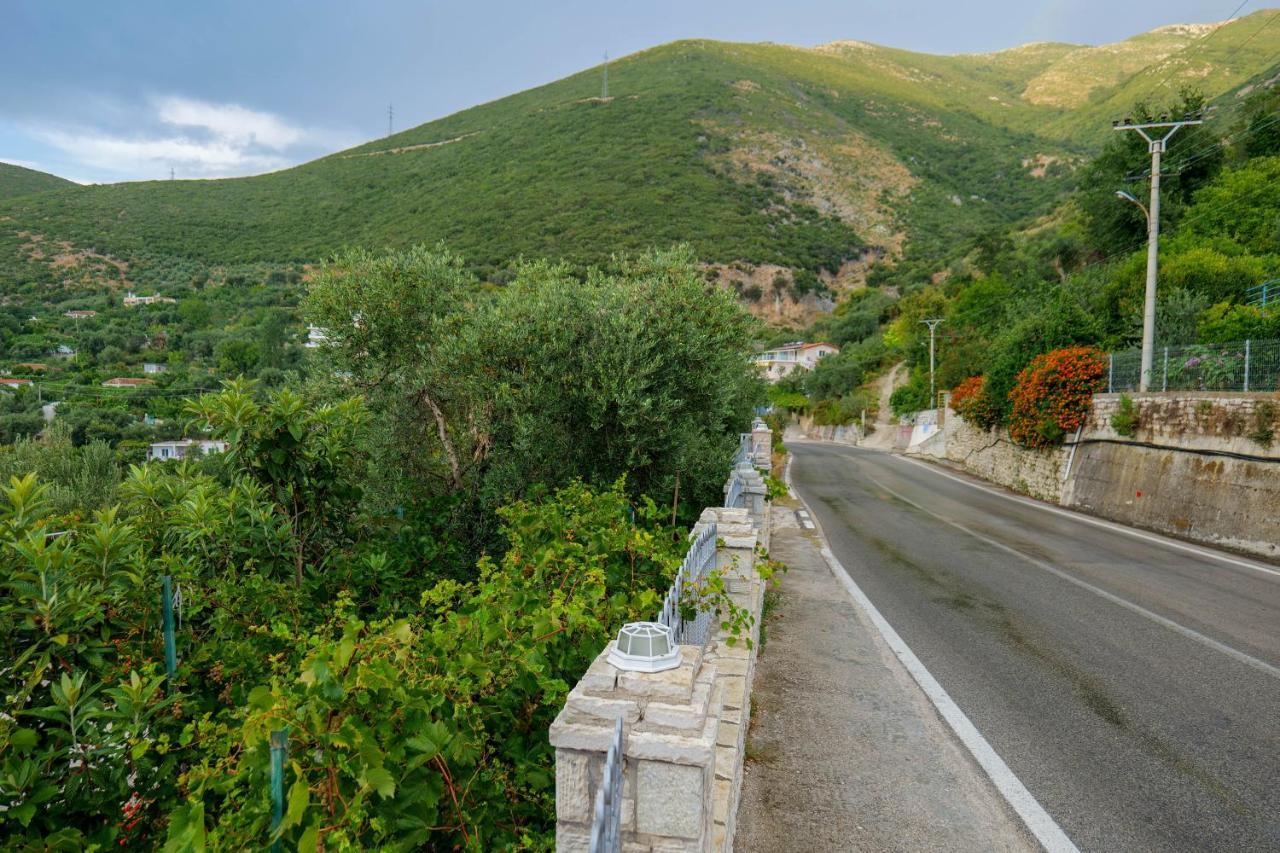 Villa Ani Borsh Exteriér fotografie